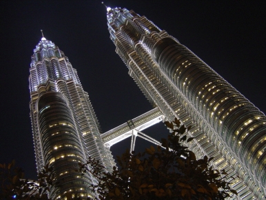 The Petronas Twin Towers at night Photo © SXC.hu