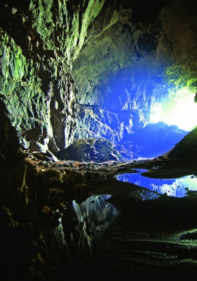 The opening to Deer Cave