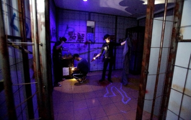 Teamwork is essential in real-life escape room games
